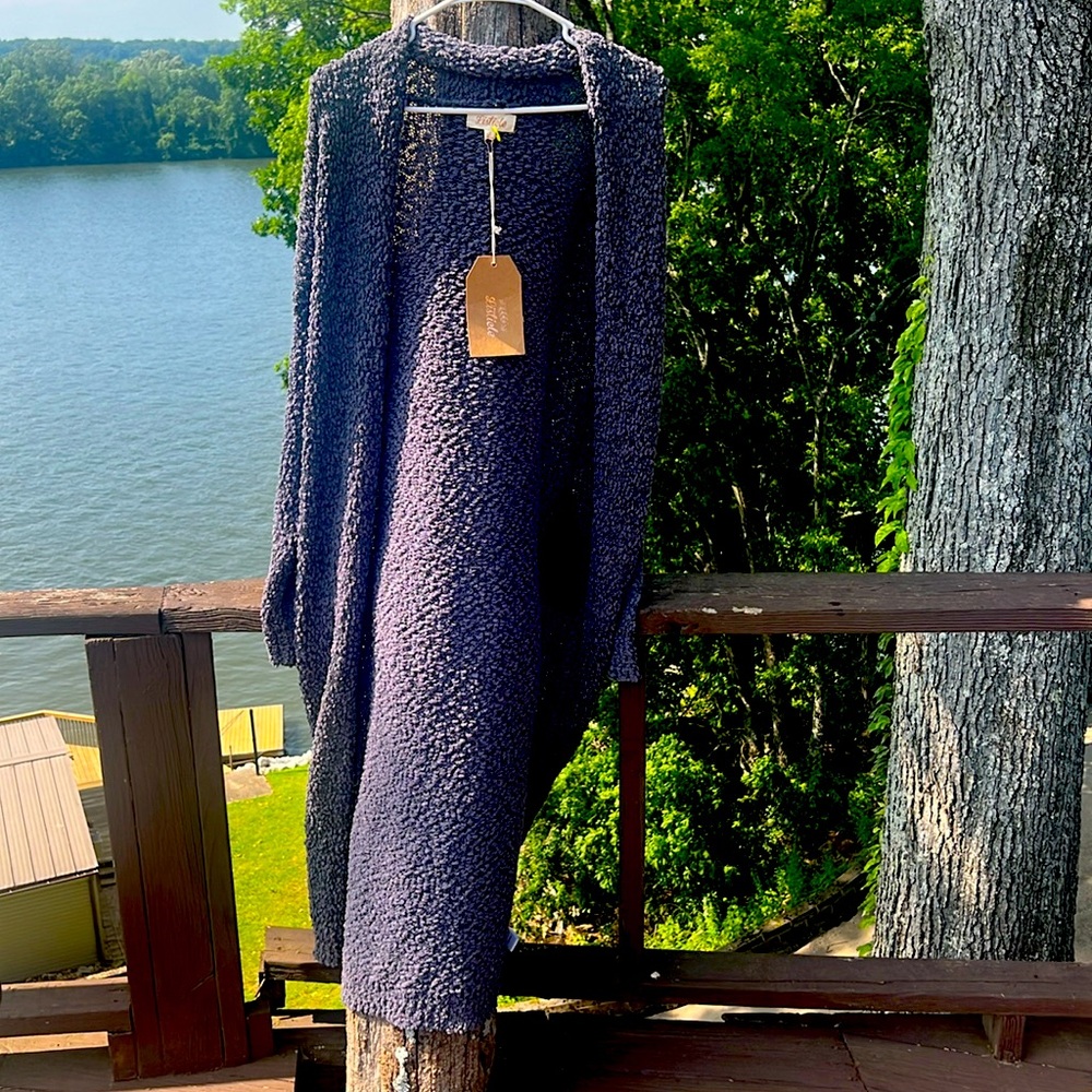 NWT - Women’s Grey Popcorn Cardigan - Size Small